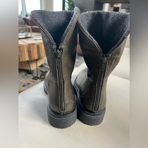 CASTA of Portugal Brown Leather Ankle Boots - Picture 7 of 11